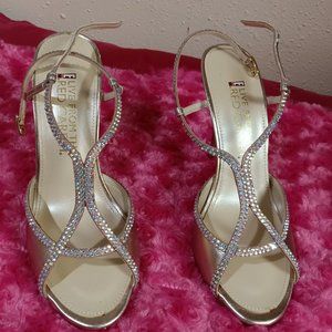 E Live Fron the Carpet Shoes